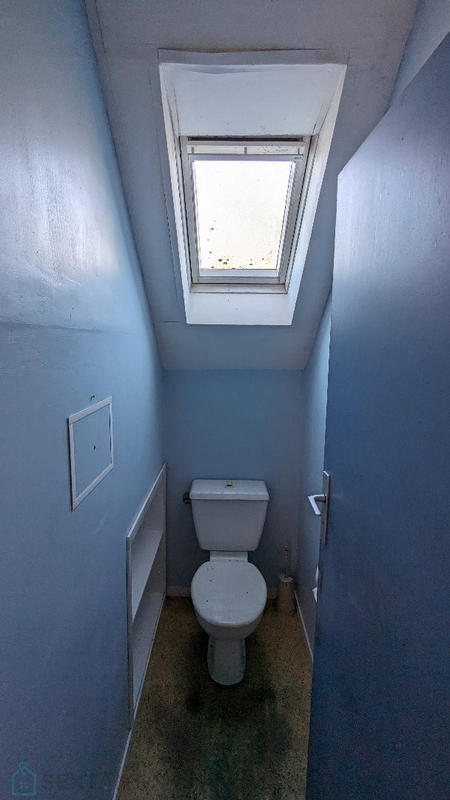 Maison - 335 m² - 15 pièces