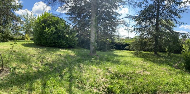 Maison - 250 m² - 6 pièces