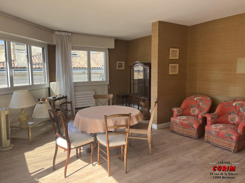 Appartement - 77 m² - 3 pièces