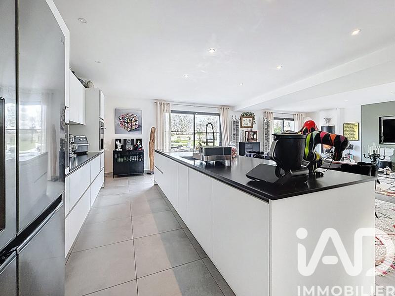 Maison - 168 m² - 5 pièces