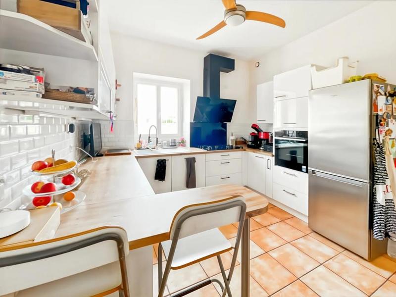 Maison - 180 m² - 6 pièces