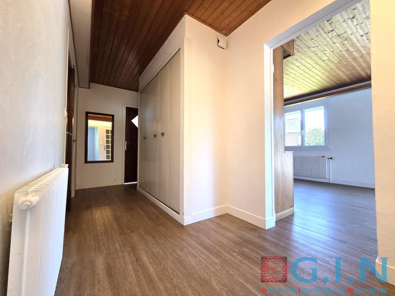 Maison de village - 150 m² - 8 pièces