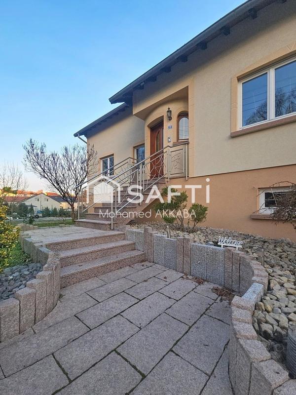 Maison - 184 m² - 6 pièces