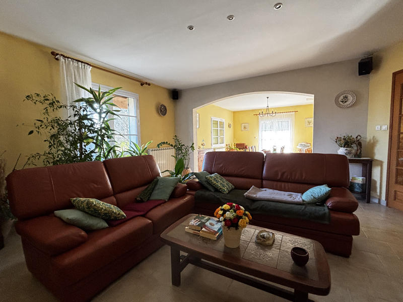 Villa - 151 m² - 6 pièces