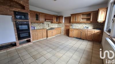 Maison - 214 m² - 9 pièces