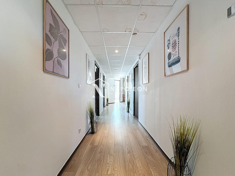 Local commercial - 165 m²