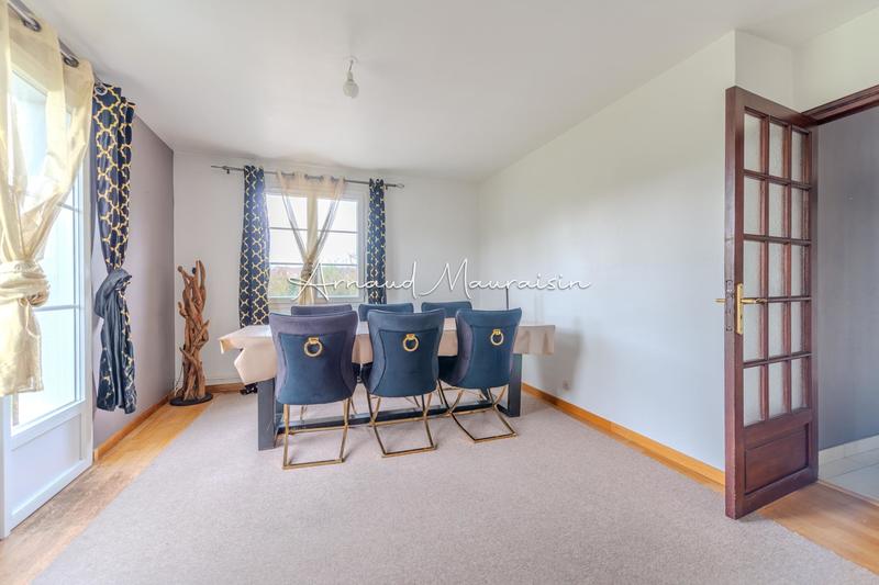 Maison - 138 m² - 6 pièces