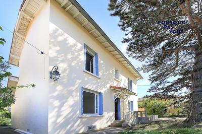Maison - 92 m² - 4 pièces