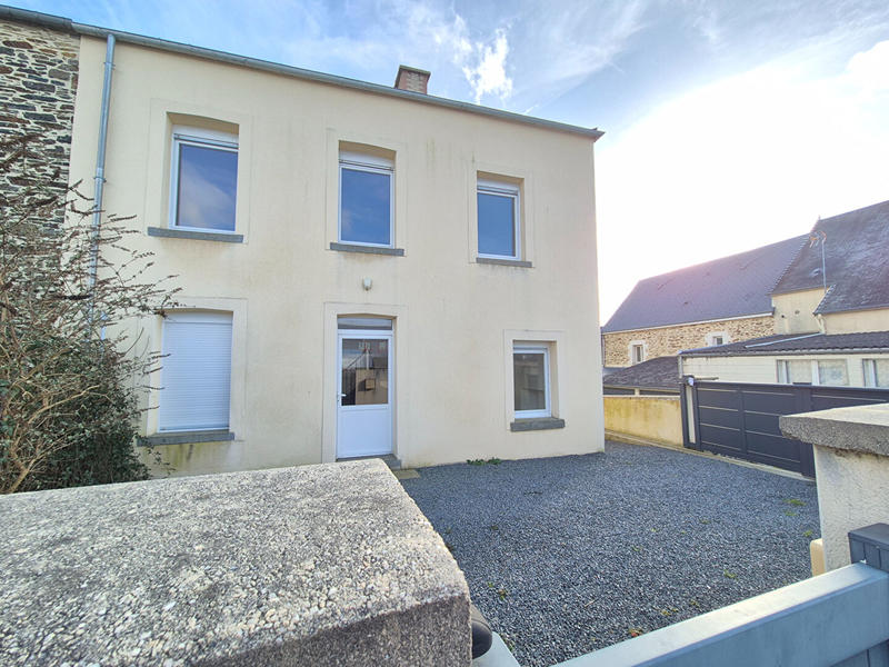 Maison - 81 m² - 5 pièces