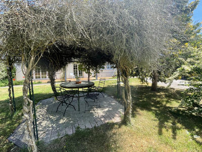 Maison - 226 m² - 9 pièces