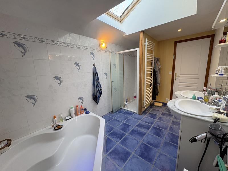 Maison ancienne - 197 m² - 6 pièces