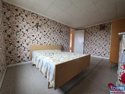 Maison - 96 m² - 6 pièces