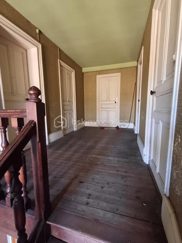 Maison bourgeoise - 250 m² - 8 pièces