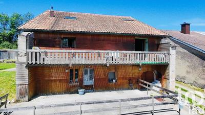 Maison de village - 215 m² - 10 pièces