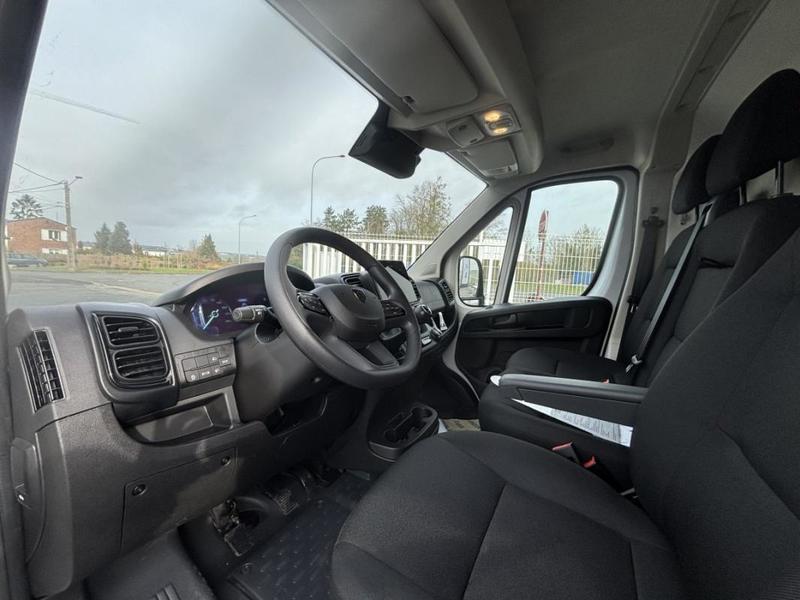 Peugeot Boxer II 2.2 140 Ch s&amp;S 3.3t L2h1