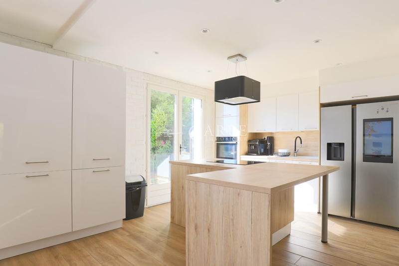 Maison - 92 m² - 4 pièces