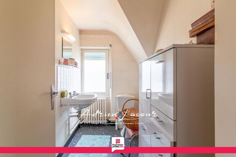 Maison - 148 m² - 7 pièces