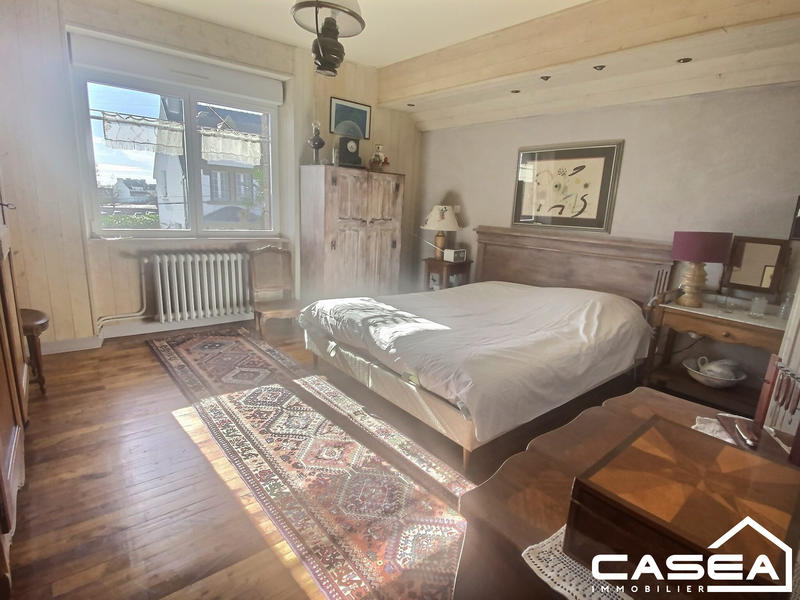 Maison - 160 m² - 8 pièces