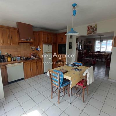 Maison - 85 m² - 4 pièces