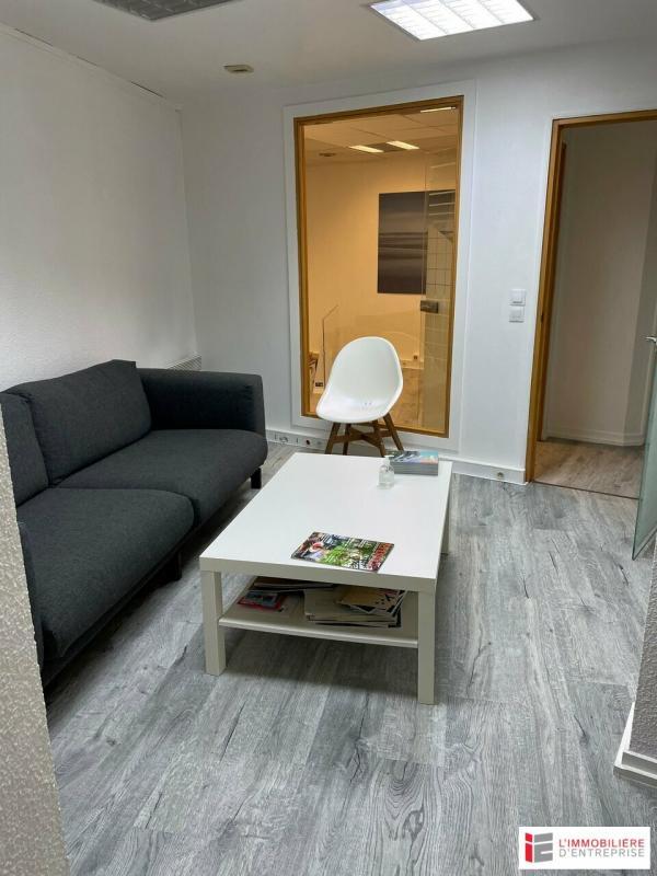 Local commercial - 109 m²