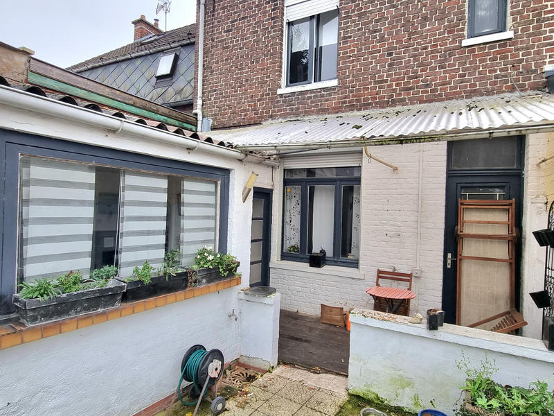 Maison - 90 m² - 4 pièces