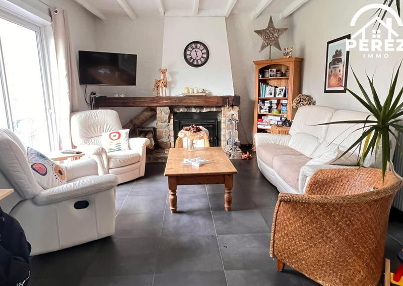 Maison - 140 m² - 6 pièces