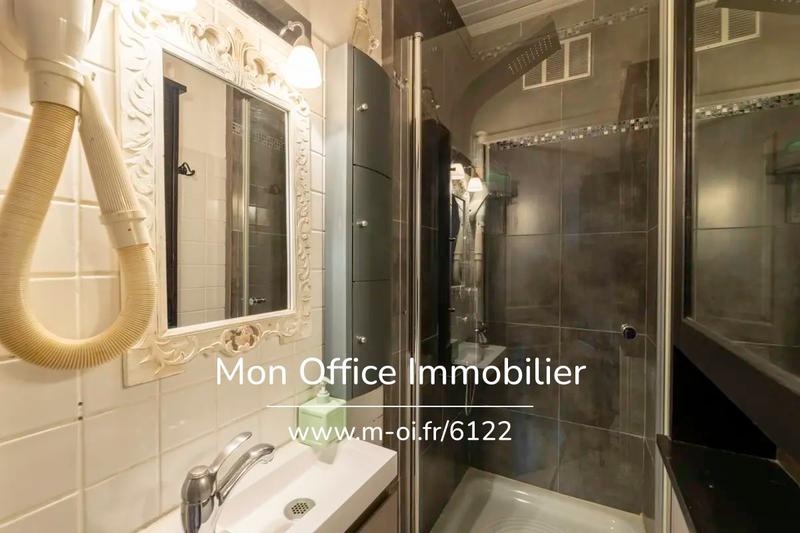 Appartement - 94 m² - 5 pièces