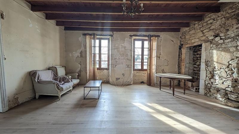 Maison - 150 m² - 4 pièces