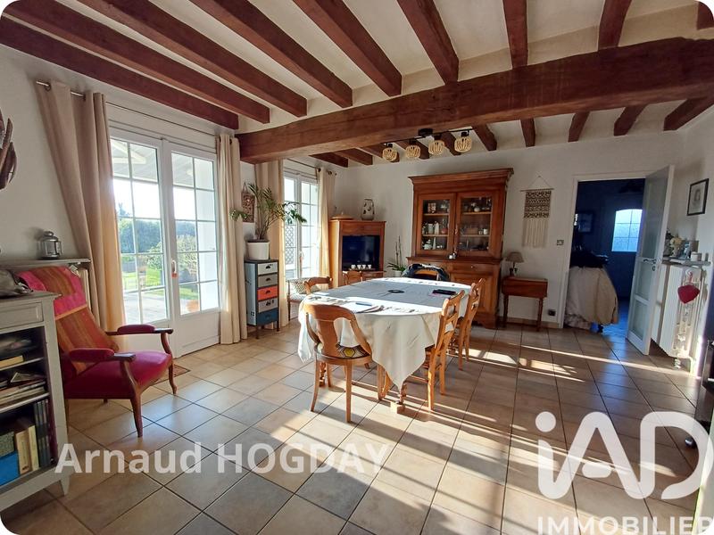 Maison - 167 m² - 7 pièces