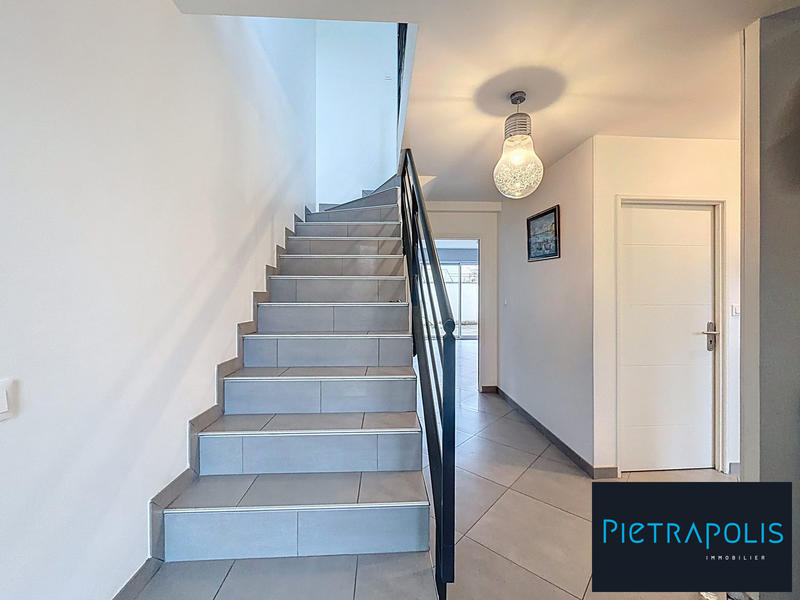 Maison - 152 m² - 5 pièces