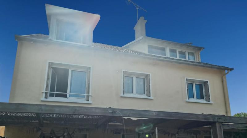 Maison - 200 m² - 10 pièces