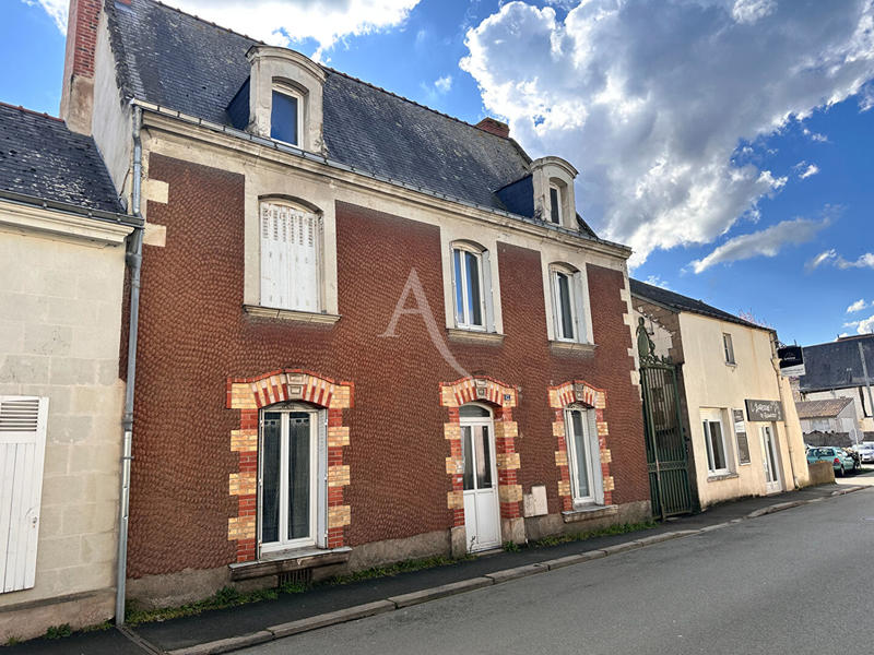 Maison - 263 m² - 5 pièces