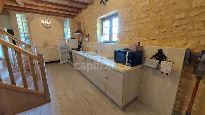 Maison - 363 m² - 17 pièces