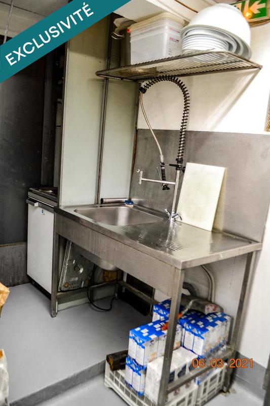 Local commercial - 80 m² - 2 pièces