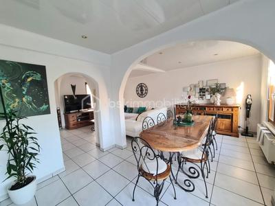 Maison de ville - 118 m² - 6 pièces