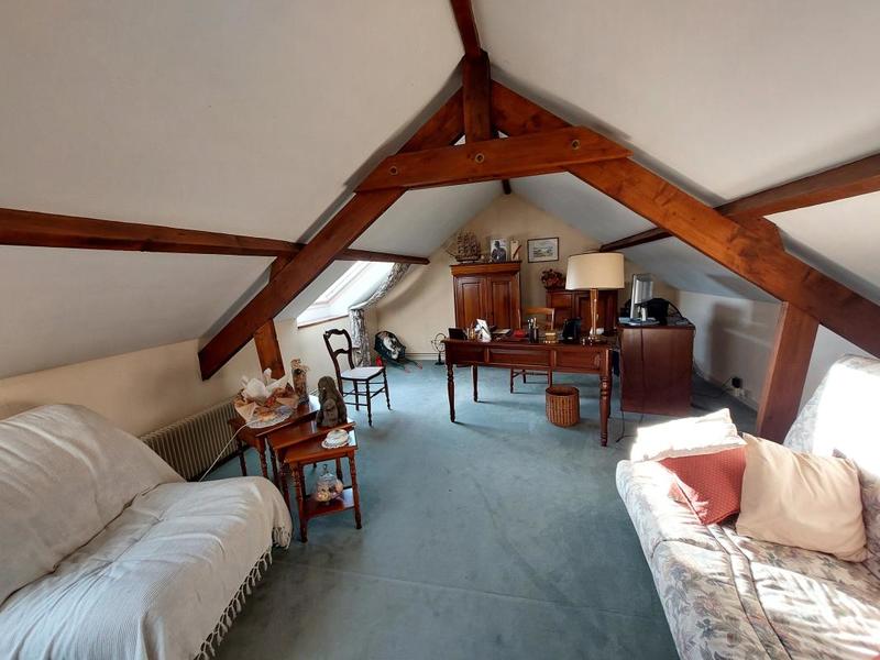 Maison - 120 m² - 7 pièces