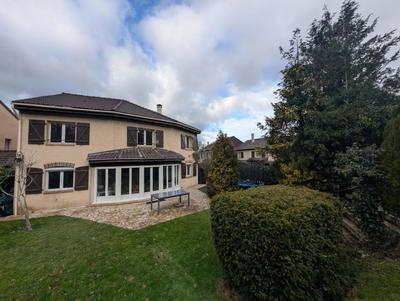 Maison - 153 m² - 6 pièces