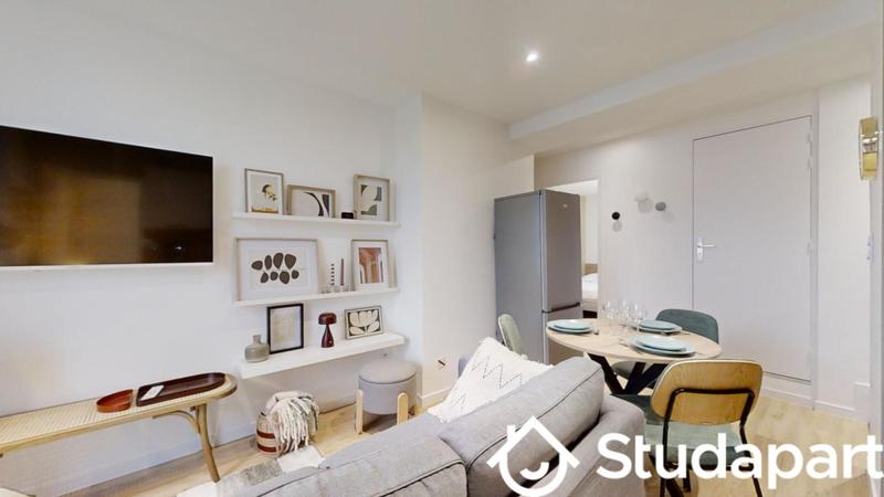 Chambre - 10 m² - 1 pièce