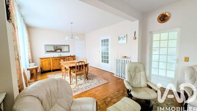 Maison - 95 m² - 4 pièces