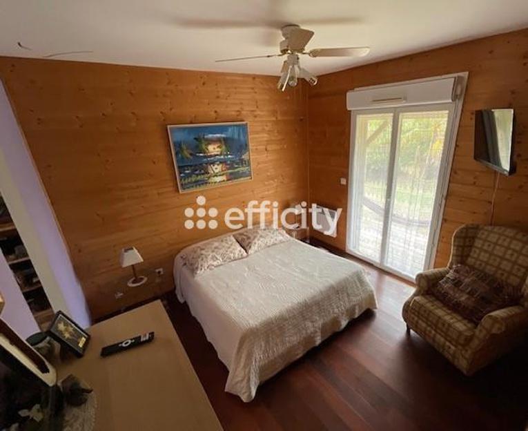 Maison de bois - 71 m² - 2 pièces