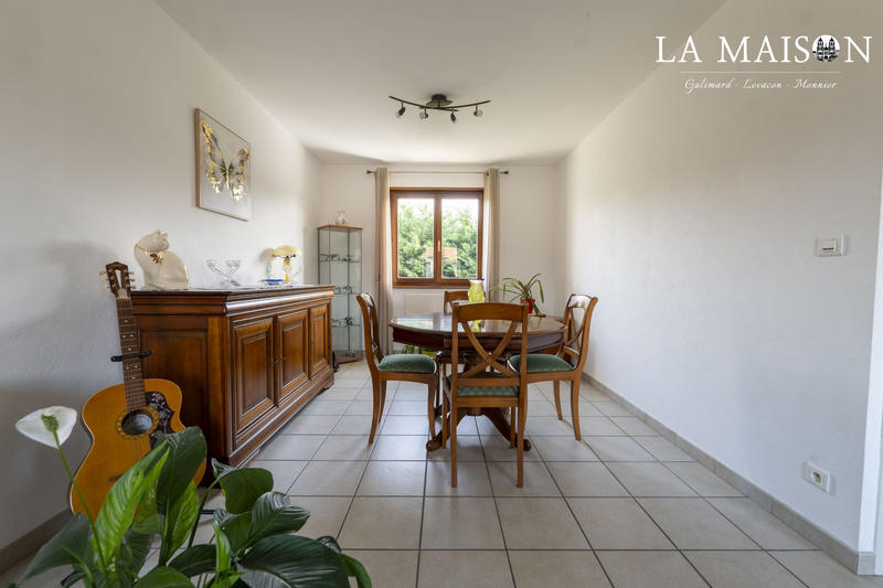 Maison traditionnelle - 136 m² - 7 pièces