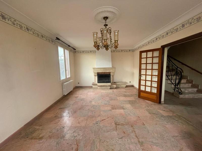 Maison - 170 m² - 5 pièces