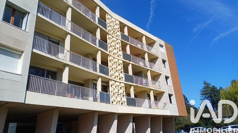 Appartement - 102 m² - 5 pièces