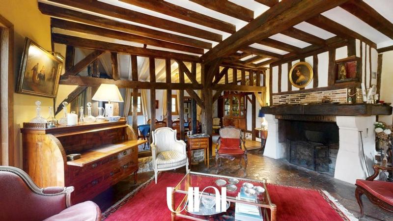 Maison - 291 m² - 14 pièces