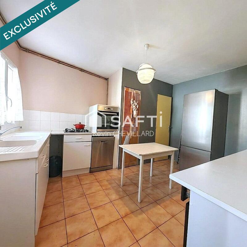 Maison - 130 m² - 4 pièces