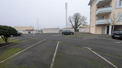 Parking - 13 m²