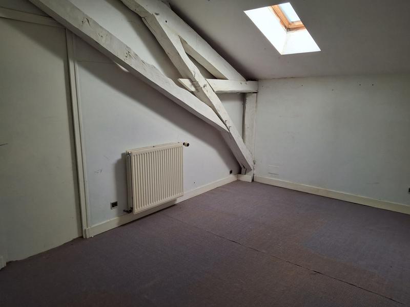 Maison traditionnelle - 388 m² - 11 pièces