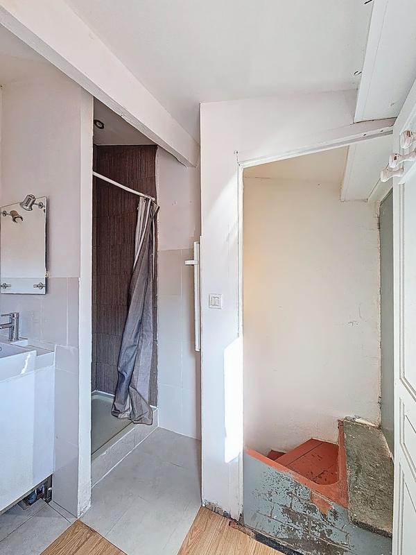 Immeuble - 67 m² - 4 pièces