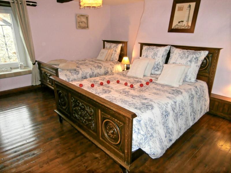 Maison - 300 m² - 10 pièces