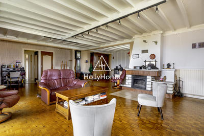 Maison - 170 m² - 8 pièces